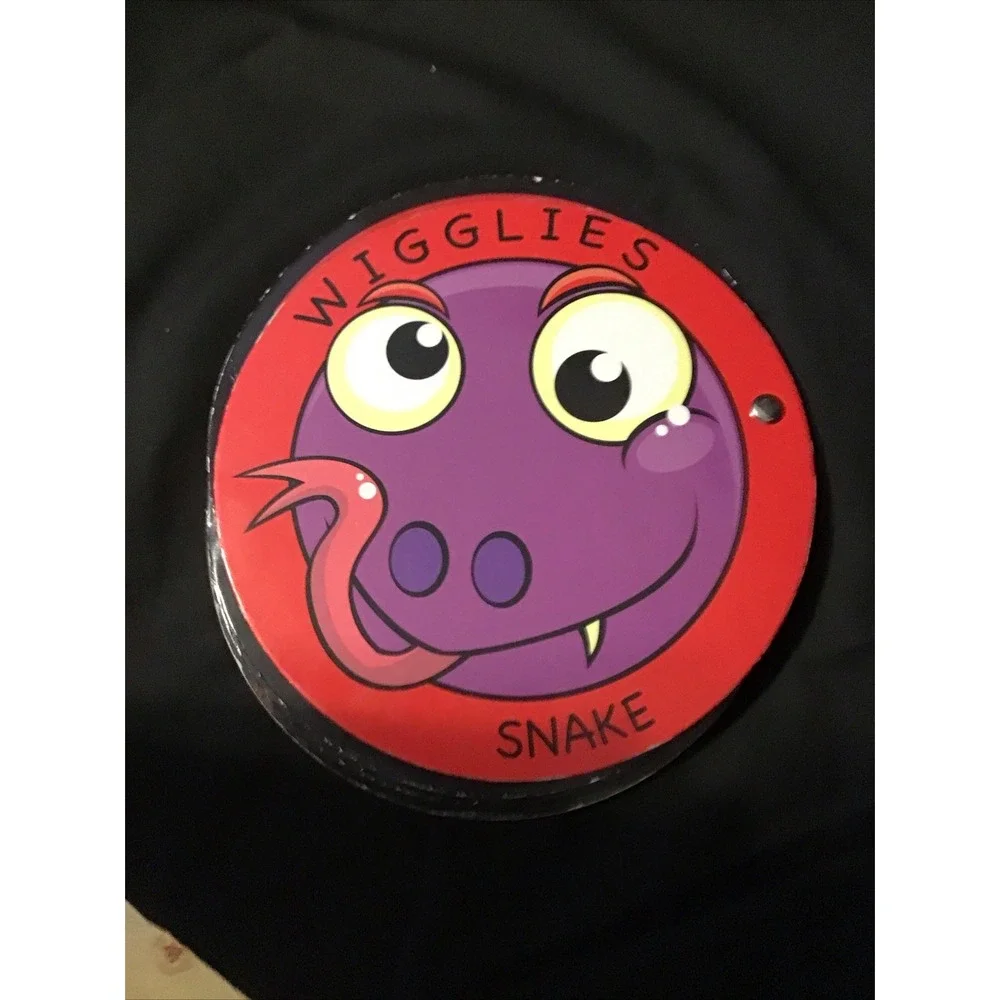 Wiggles Snake by‎ BERRYLAND Book